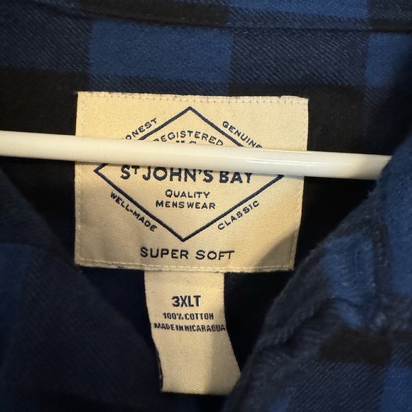 Big and tall checkered button up - Picture 2 of 3